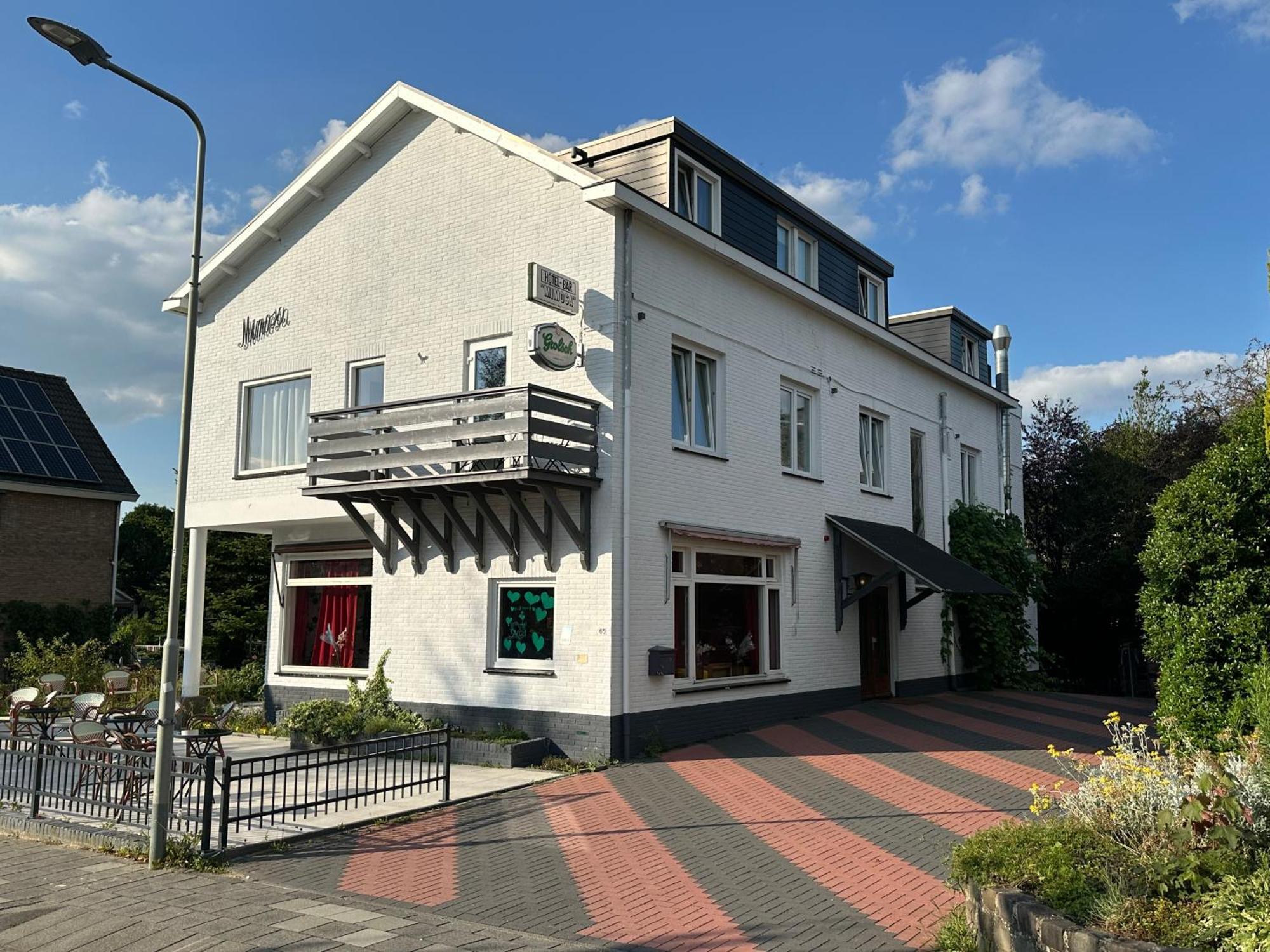 Mimosa Hotel 法尔肯堡 外观 照片